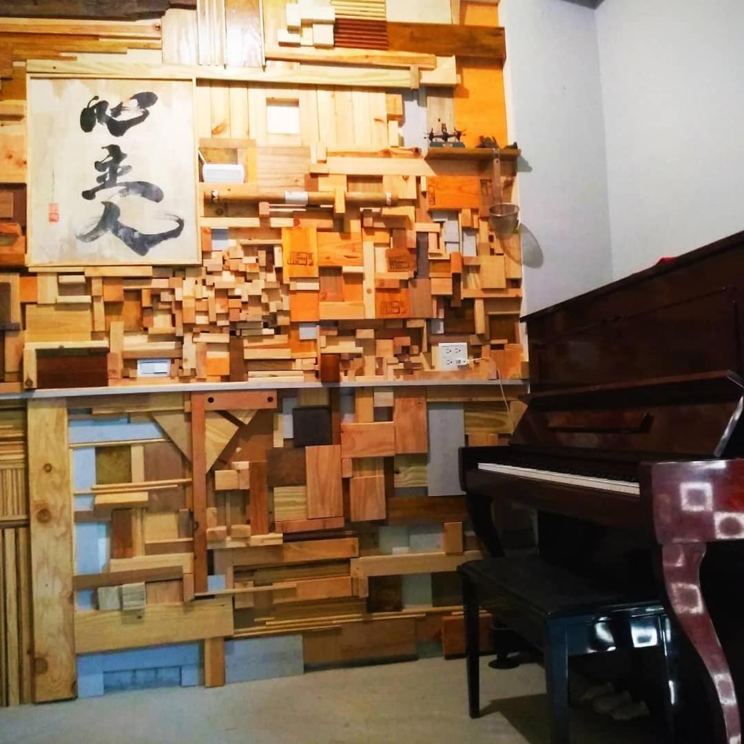 Back To Real Hostel Taitung ภายนอก รูปภาพ