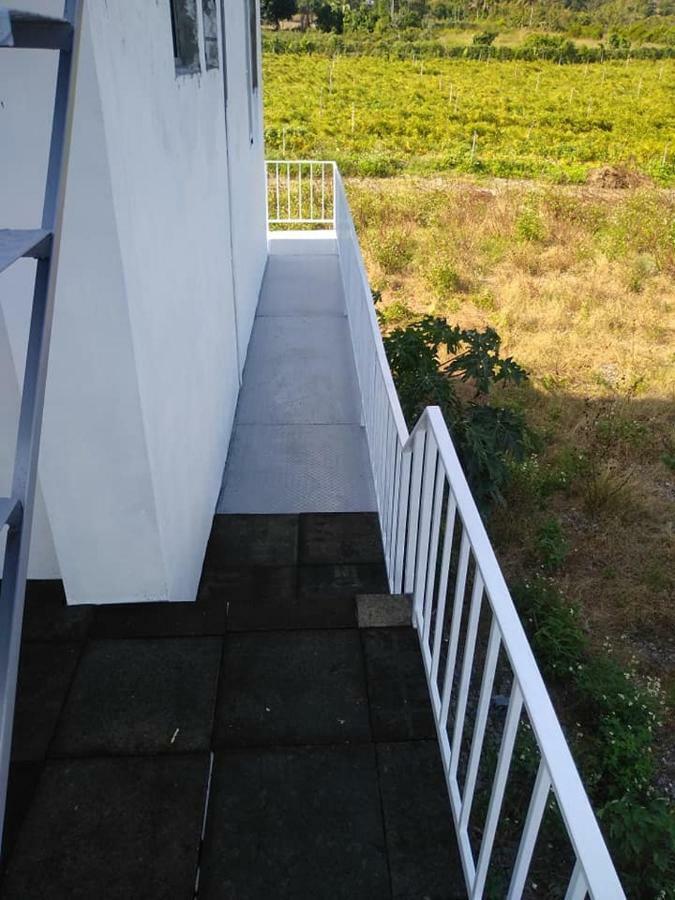 Back To Real Hostel Taitung ภายนอก รูปภาพ