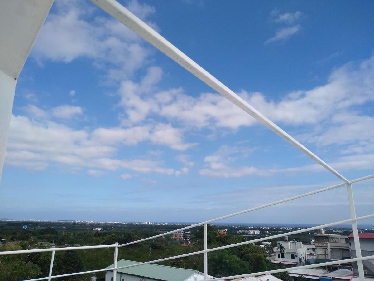 Back To Real Hostel Taitung ภายนอก รูปภาพ